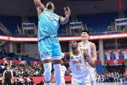 华体会体育-青岛男篮总分获胜，轻松击败对手