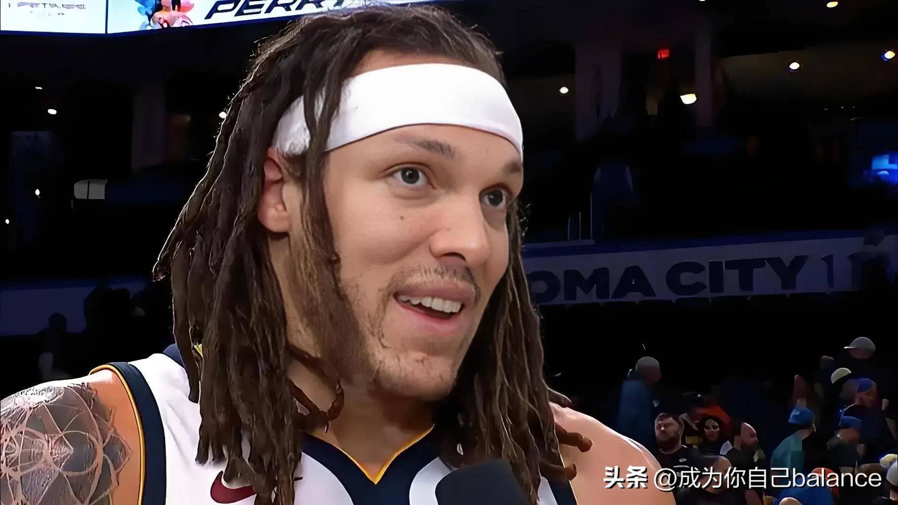 NBA裁判员因失误判罚遭球迷猛烈批评，引发赛后浪潮