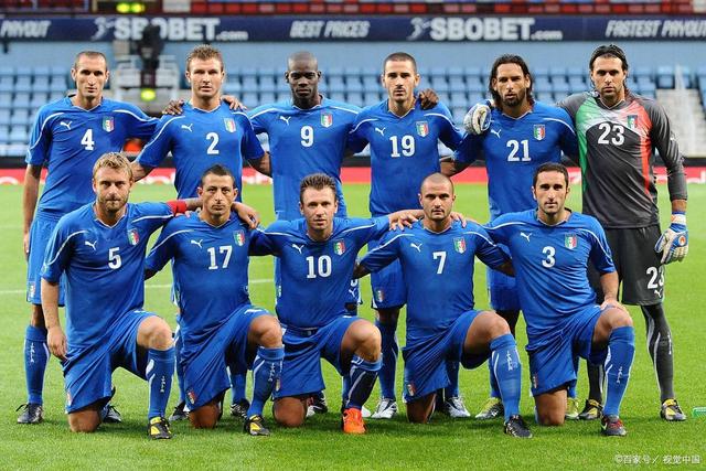 关于安塞姆布恩队在国际足球舞台上呈现出色表现的信息