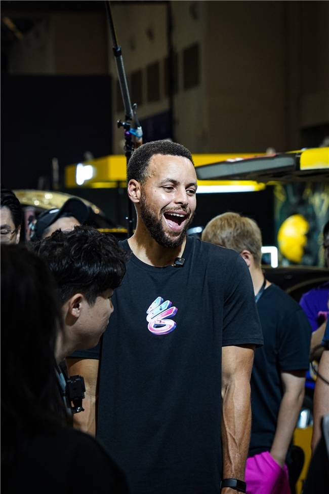 篮球界恩怨升级，库里波普做出回应