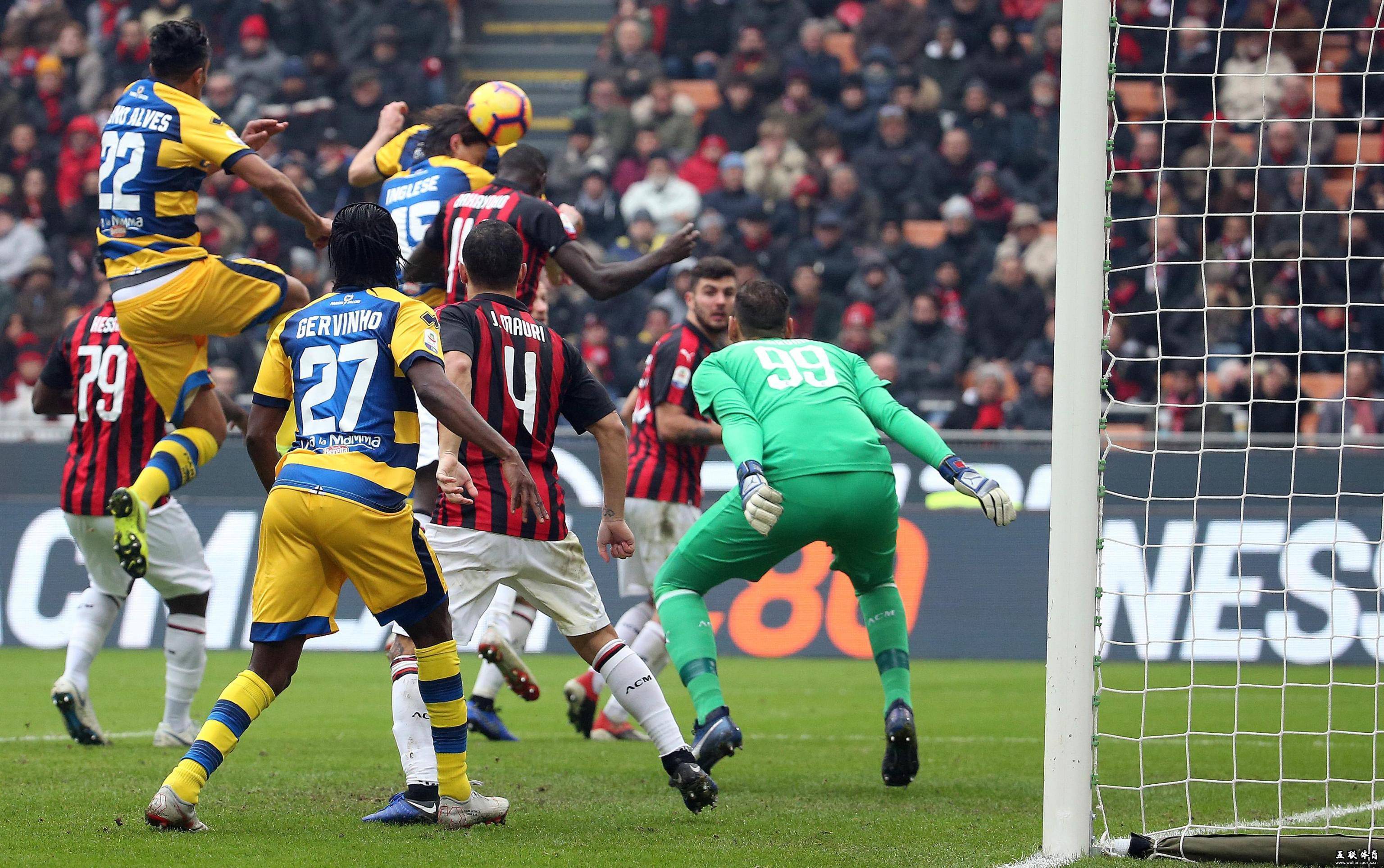 包含阿尔梅里亚队主场胜利，实力压倒的词条