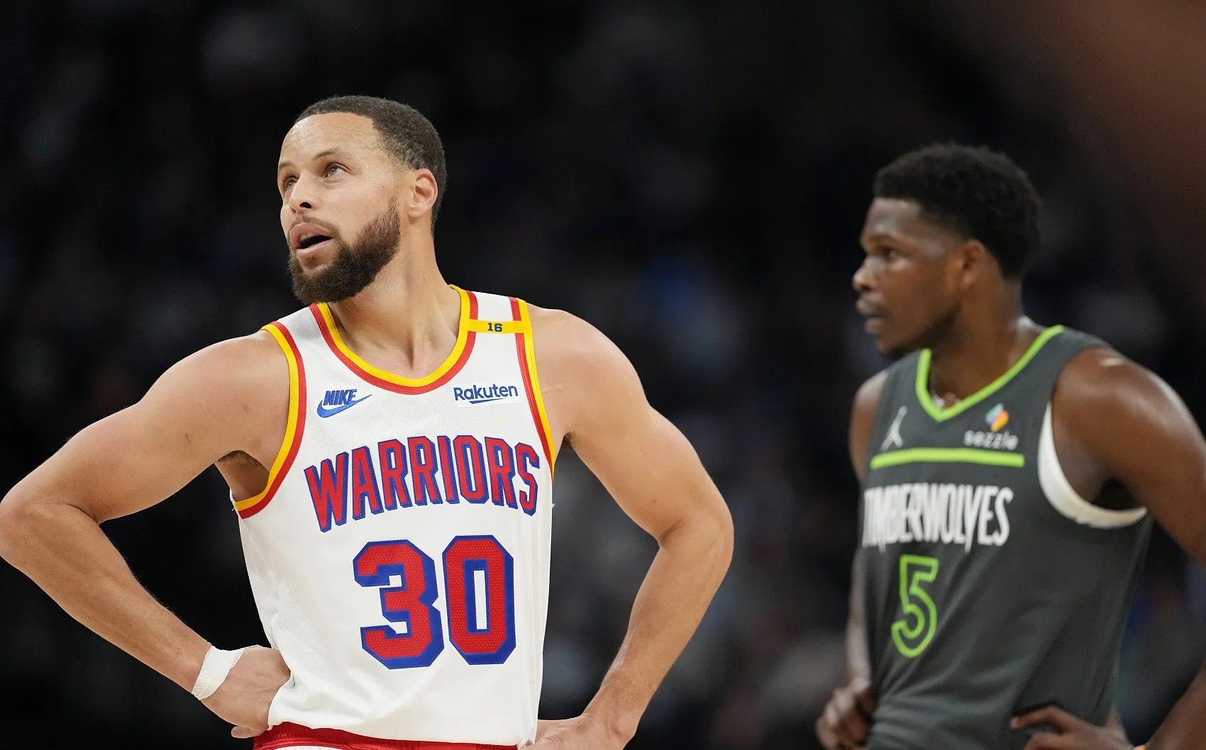 云雀大胜快船，升至西部前五的简单介绍