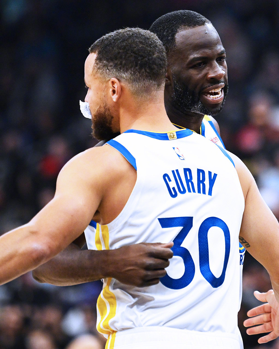 犹他爵士客场战胜活塞