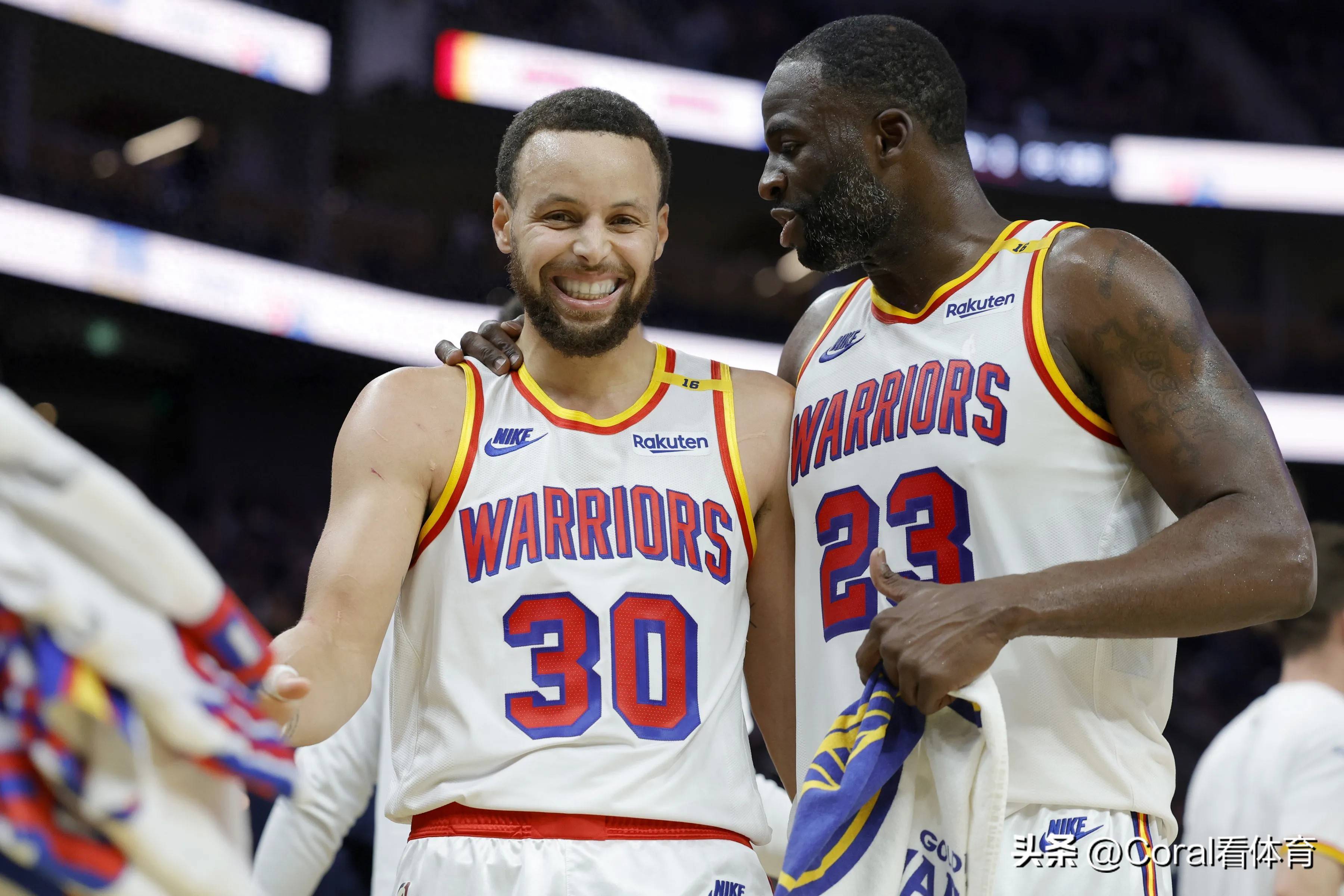 勇士连胜76人,库里重返状态 勇士连胜76人,库里重返状态