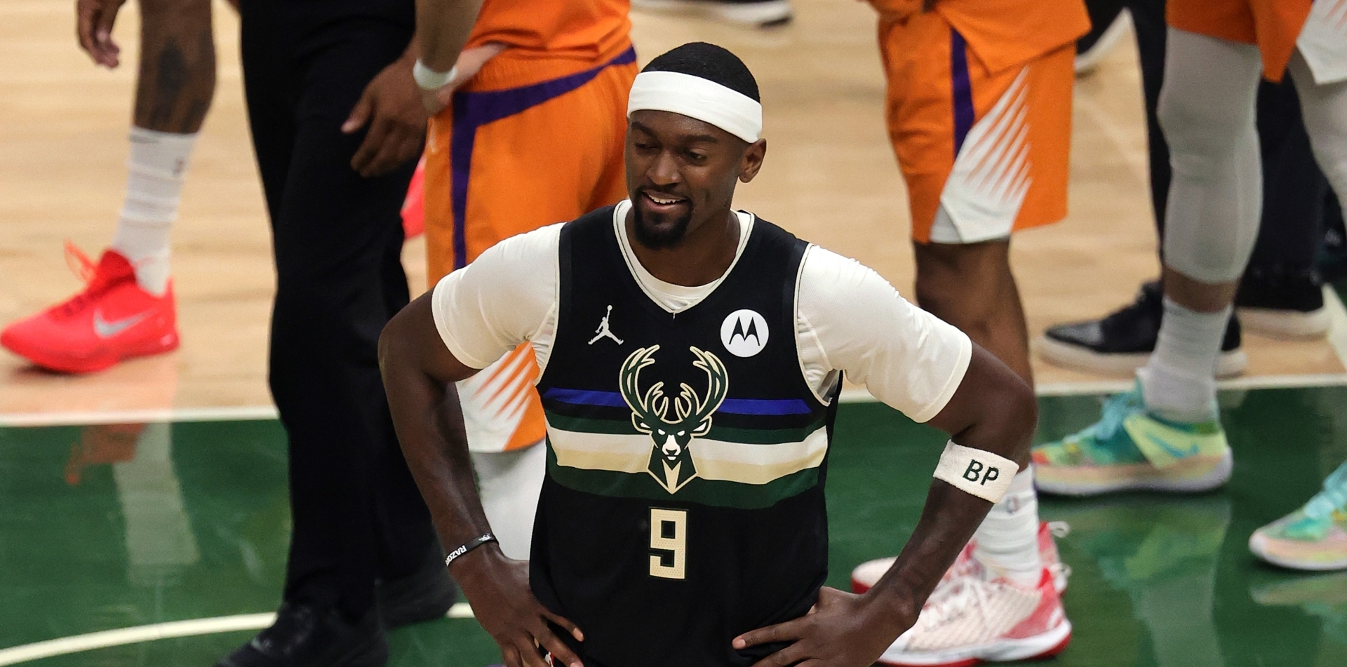 太阳逆袭雄鹿，豪取连胜