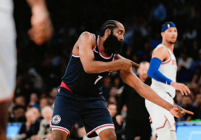 开拓者客场逆转尼克斯，豪取五连胜