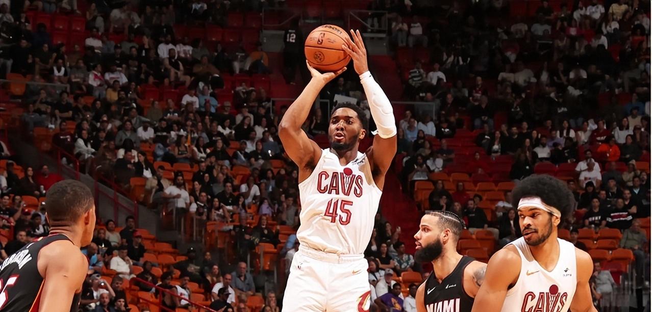 热火客场击败灰熊,追赶东部前八 热火客场击败灰熊,追赶东部前八