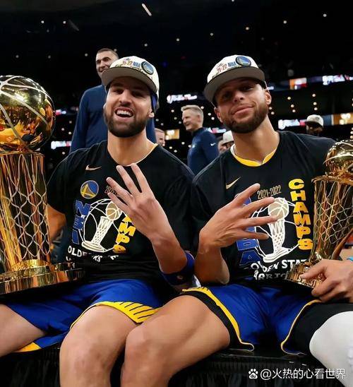 勇士外线火力全开，命中率达到%