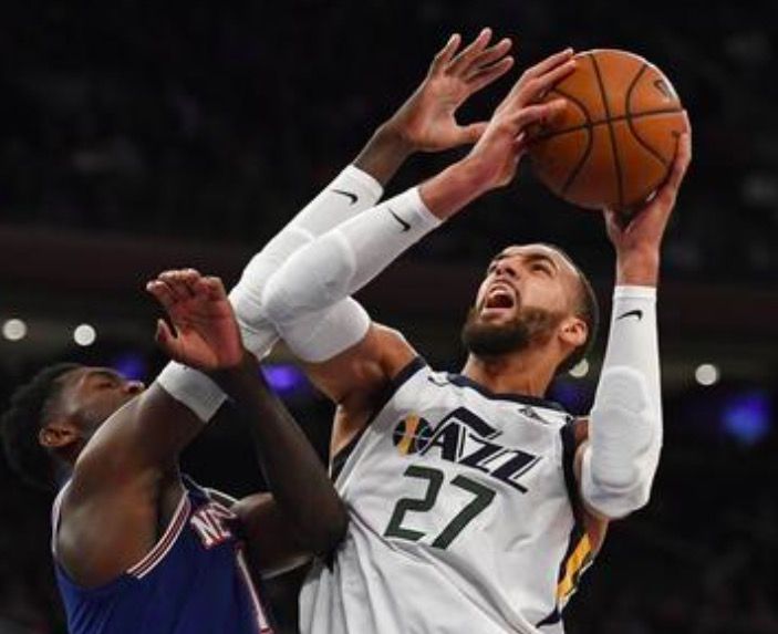 凯尔特人逆转雷霆，戈贝尔关键制胜